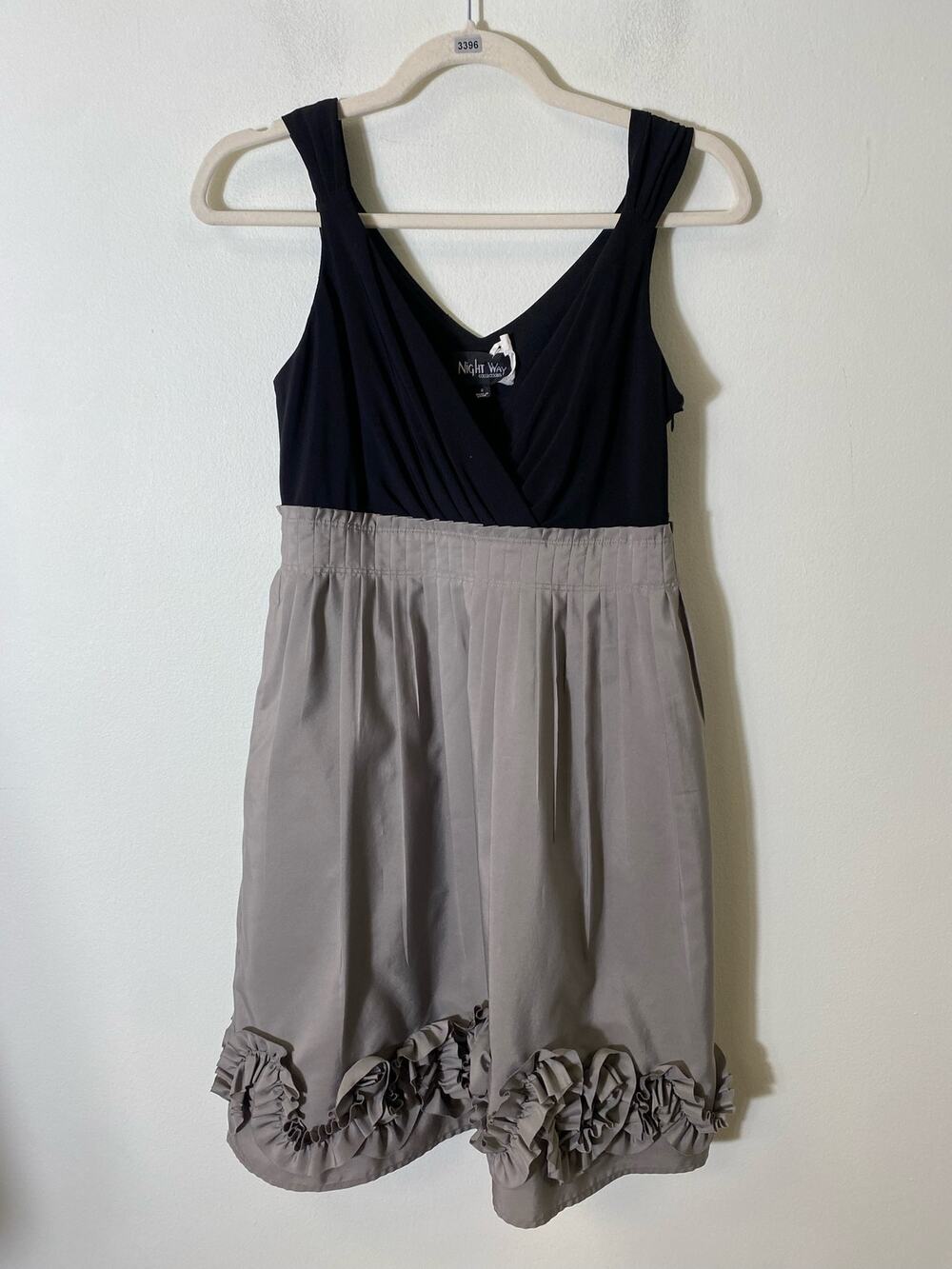 Night Way Collections Black Gray Color Block Knee Length Dress Sz 6